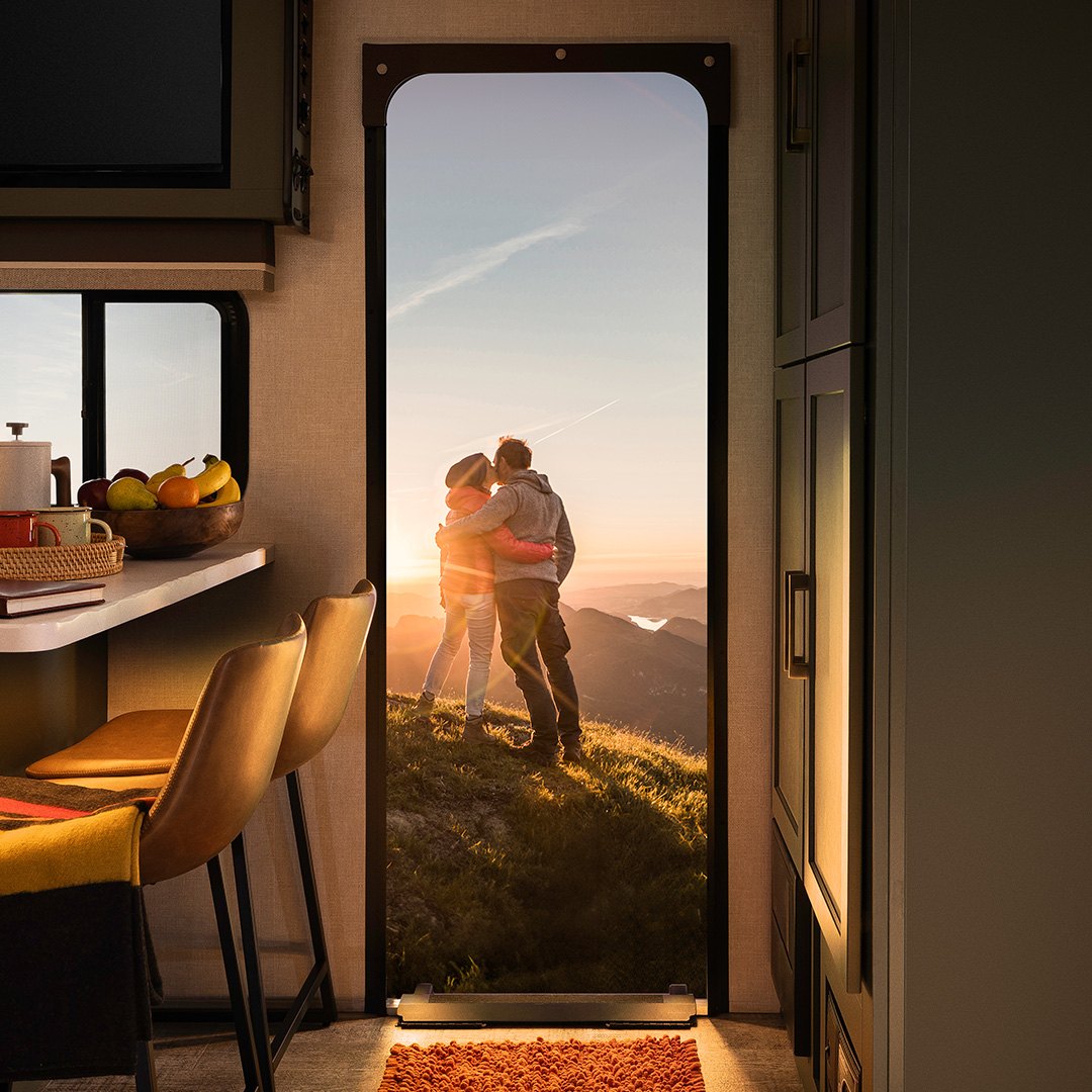 Go RVing: Get a closer look.